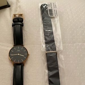 Daniel Wellington black watch womens